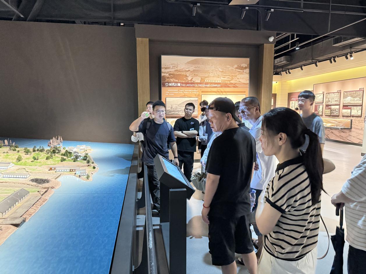 图片2.jpg 图片2.jpg